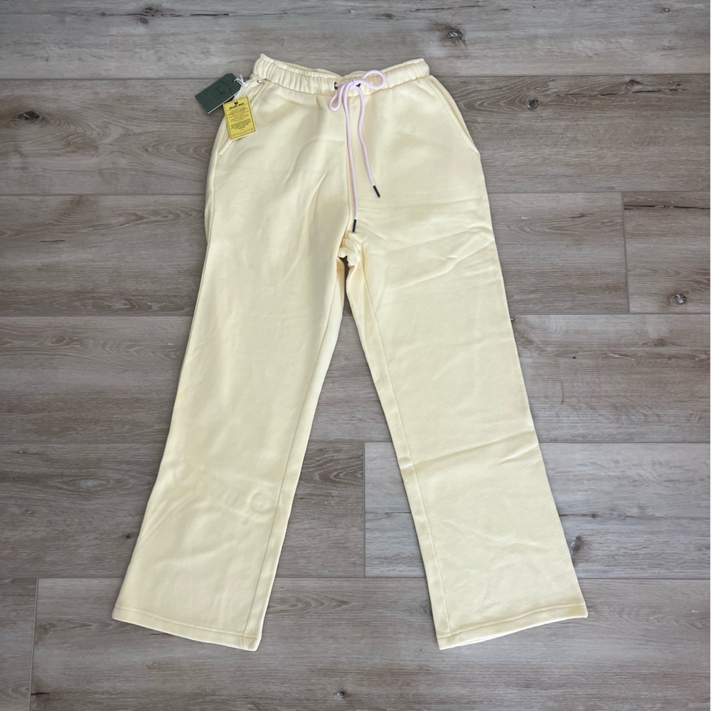 🔥LAST ONE🔥 NWT Dairy Boy Milk Bottle sweatpants in Yellow - Picture 6 of 16
